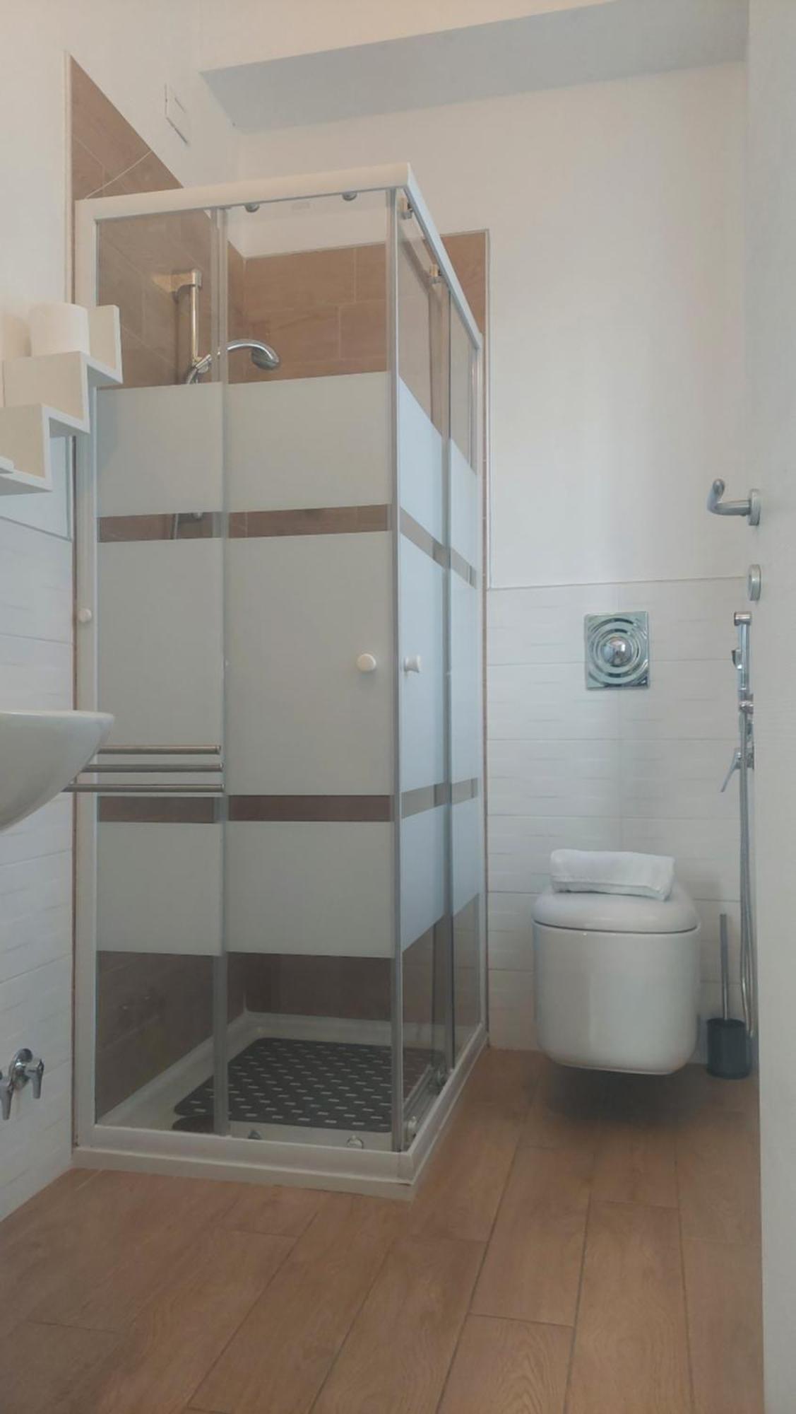 B&B Villa Giulia Дезенцано-дель-Гарда Экстерьер фото