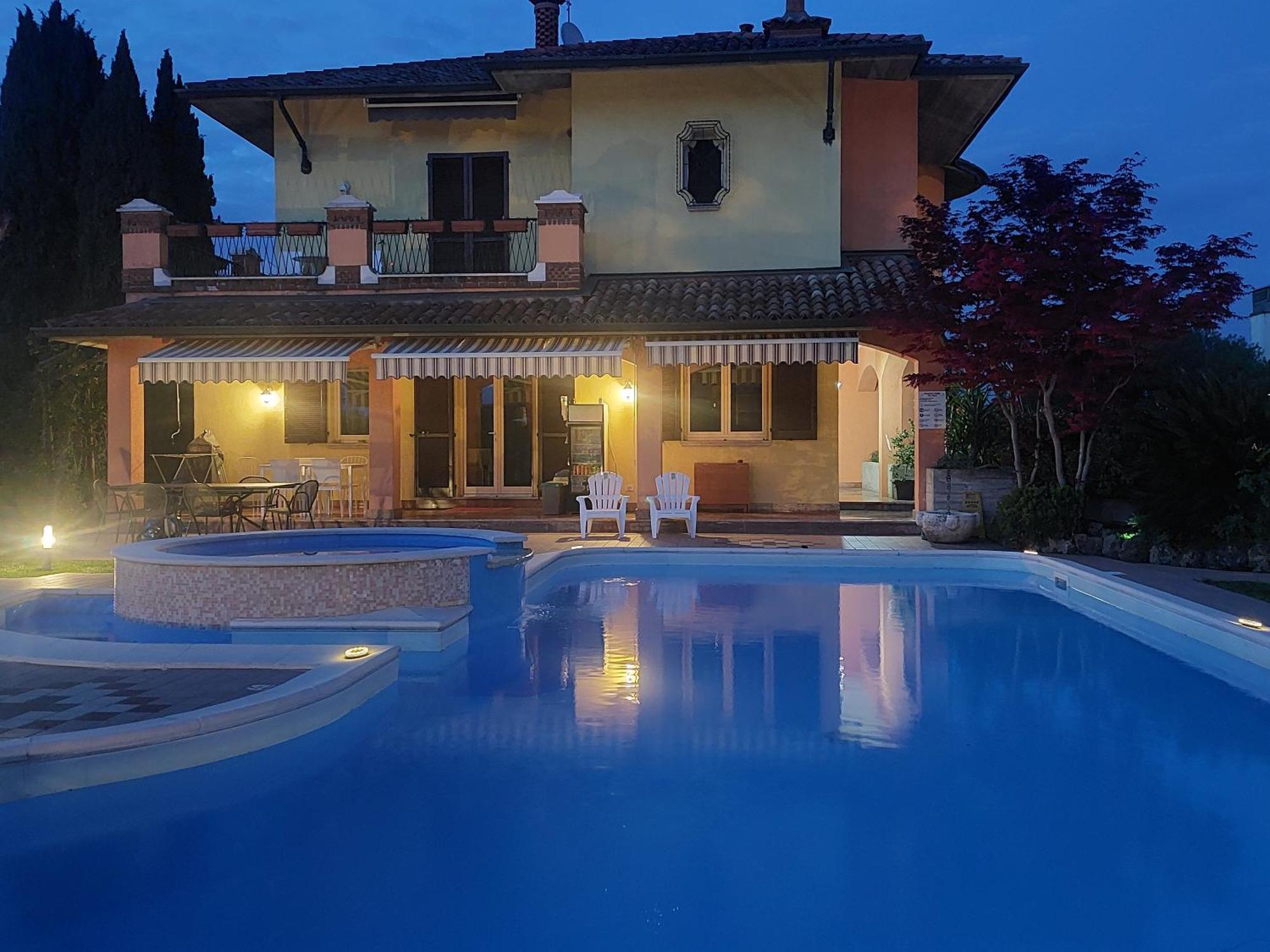 B&B Villa Giulia Дезенцано-дель-Гарда Экстерьер фото