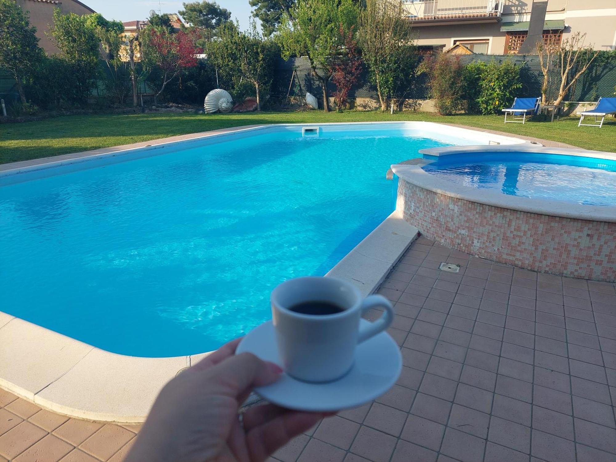 B&B Villa Giulia Дезенцано-дель-Гарда Экстерьер фото
