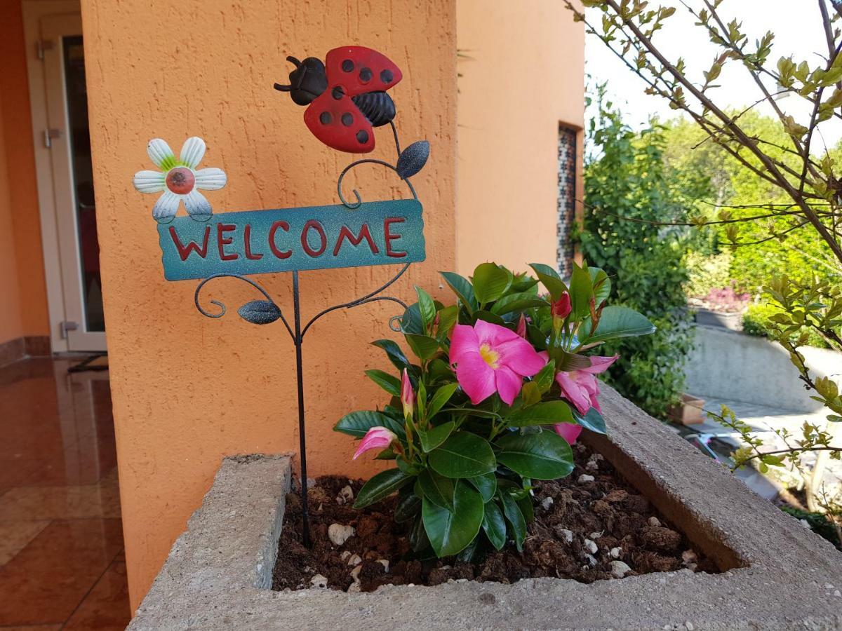 B&B Villa Giulia Дезенцано-дель-Гарда Экстерьер фото