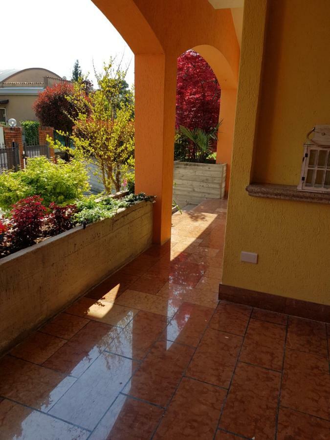 B&B Villa Giulia Дезенцано-дель-Гарда Экстерьер фото