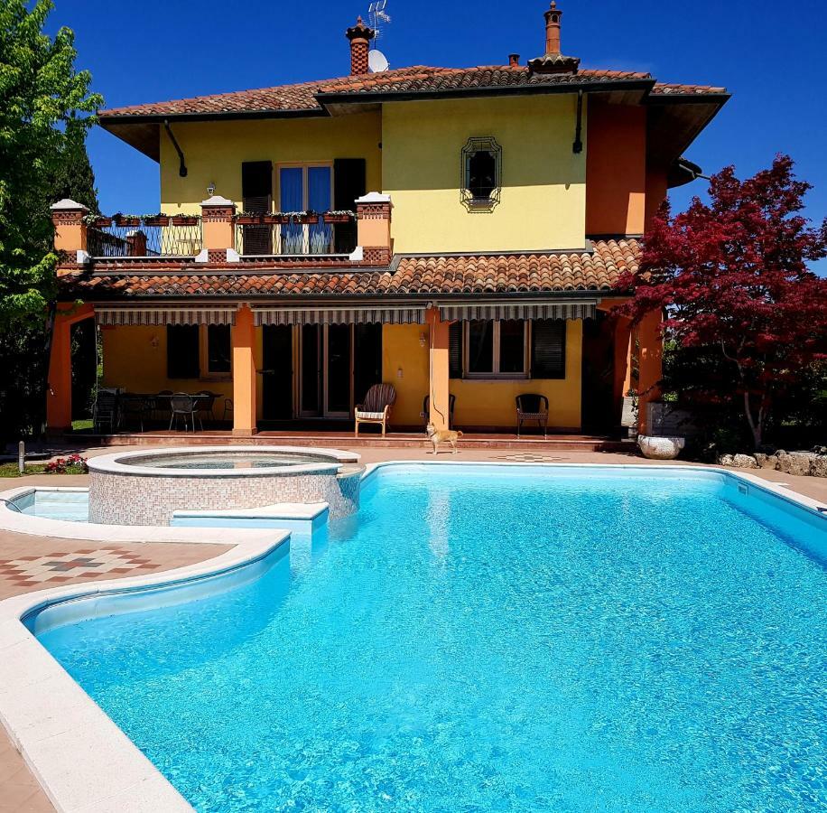 B&B Villa Giulia Дезенцано-дель-Гарда Экстерьер фото